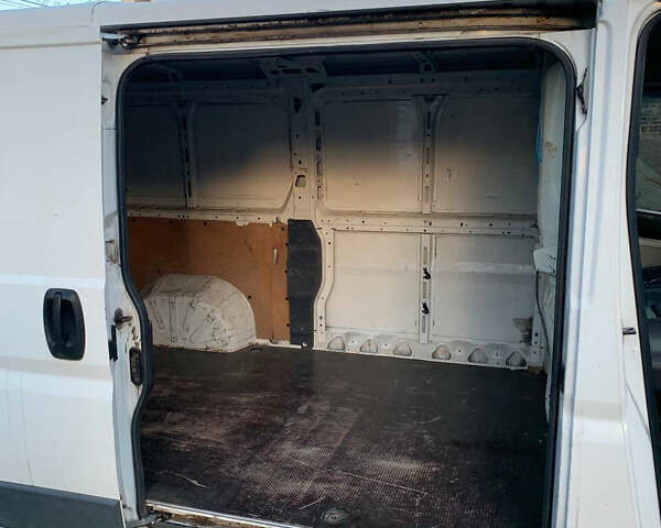 Белый Ситроен Jumper, объемом двигателя 3 л и пробегом 297 тыс. км за 8500 $, фото 8 на Automoto.ua