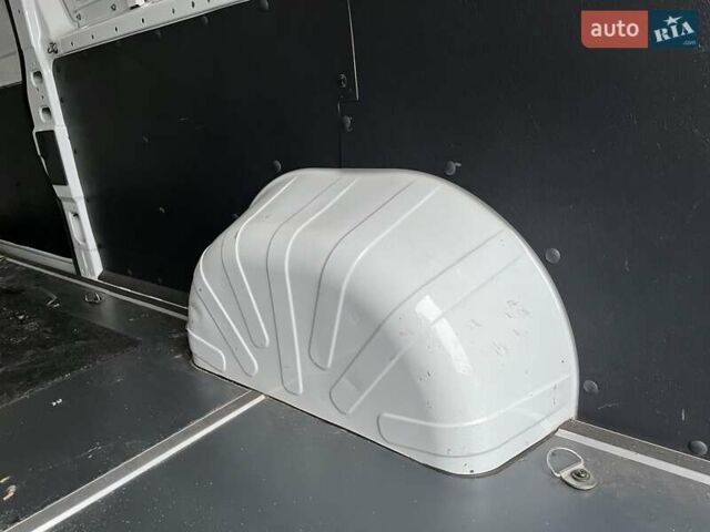 Білий Сітроен Jumper, об'ємом двигуна 2.2 л та пробігом 240 тис. км за 13800 $, фото 7 на Automoto.ua