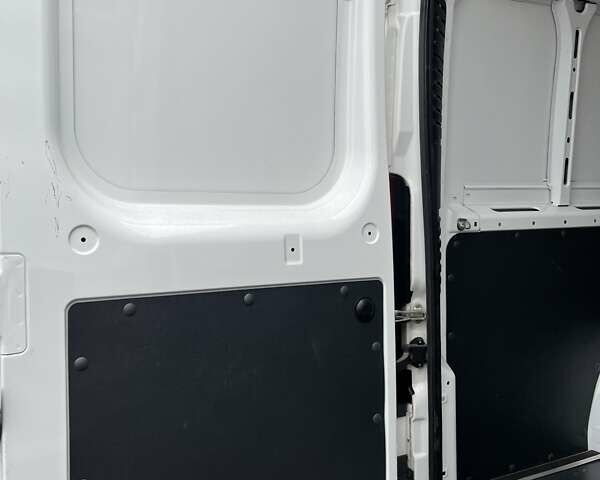 Білий Сітроен Jumper, об'ємом двигуна 2.2 л та пробігом 240 тис. км за 13800 $, фото 9 на Automoto.ua