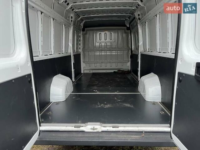 Білий Сітроен Jumper, об'ємом двигуна 2.2 л та пробігом 240 тис. км за 13800 $, фото 10 на Automoto.ua