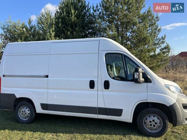 Белый Ситроен Jumper, объемом двигателя 2 л и пробегом 229 тыс. км за 11000 $, фото 4 на Automoto.ua