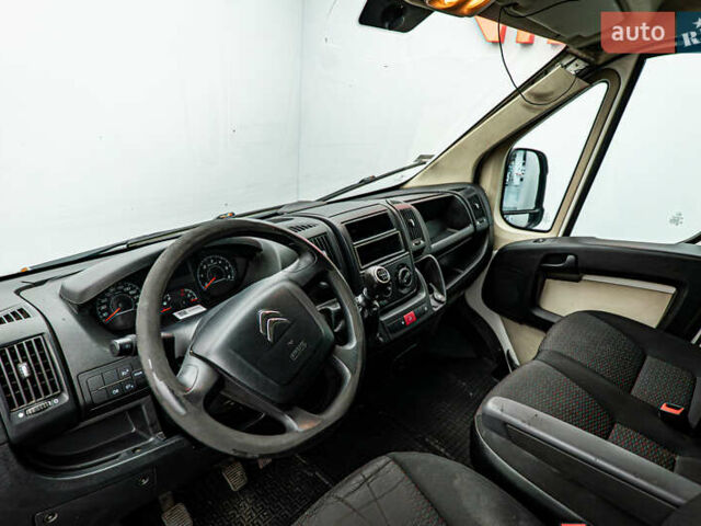 Белый Ситроен Jumper, объемом двигателя 2.2 л и пробегом 350 тыс. км за 9978 $, фото 5 на Automoto.ua