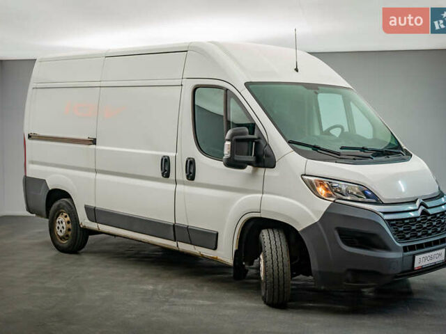 Белый Ситроен Jumper, объемом двигателя 2.2 л и пробегом 467 тыс. км за 7950 $, фото 1 на Automoto.ua