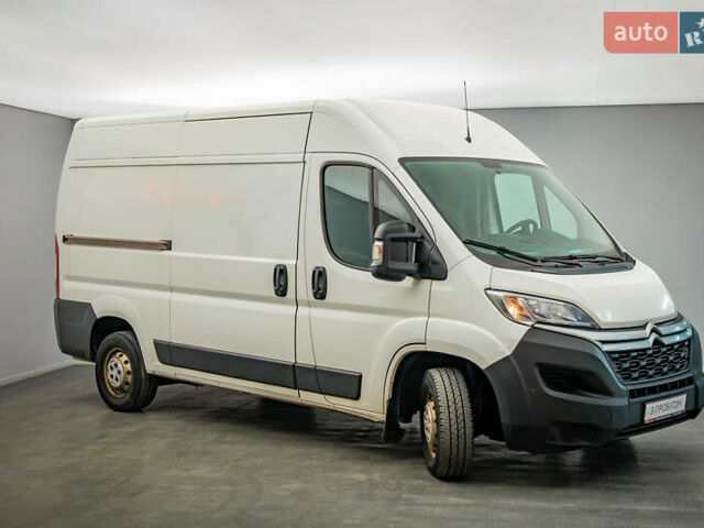 Белый Ситроен Jumper, объемом двигателя 2.2 л и пробегом 333 тыс. км за 12920 $, фото 1 на Automoto.ua