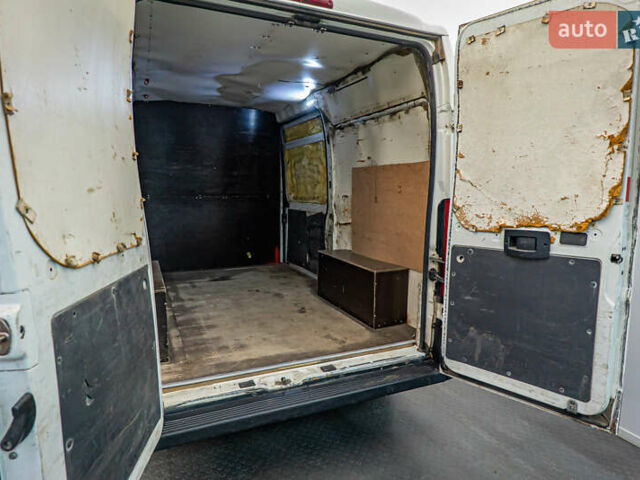 Білий Сітроен Jumper, об'ємом двигуна 2.2 л та пробігом 530 тис. км за 9907 $, фото 3 на Automoto.ua