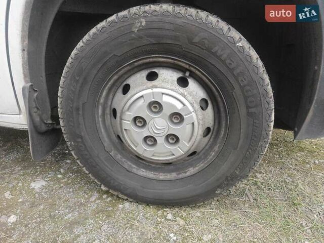 Белый Ситроен Jumper, объемом двигателя 2.2 л и пробегом 414 тыс. км за 9999 $, фото 8 на Automoto.ua