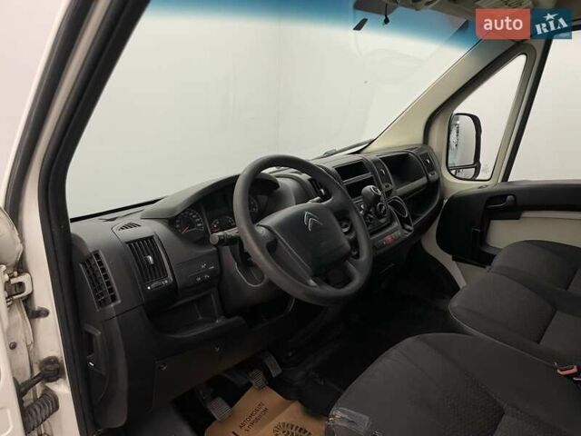 Белый Ситроен Jumper, объемом двигателя 2.2 л и пробегом 582 тыс. км за 8871 $, фото 5 на Automoto.ua