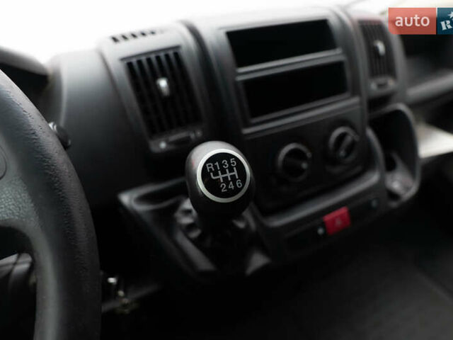Білий Сітроен Jumper, об'ємом двигуна 2.2 л та пробігом 555 тис. км за 8536 $, фото 6 на Automoto.ua