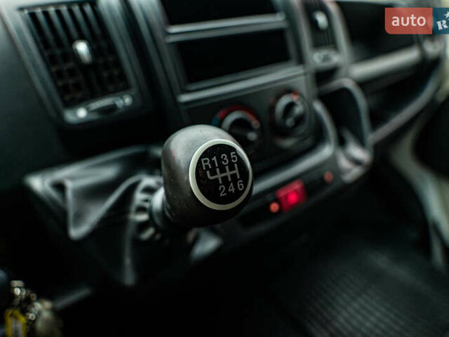 Білий Сітроен Jumper, об'ємом двигуна 2.2 л та пробігом 530 тис. км за 9907 $, фото 6 на Automoto.ua