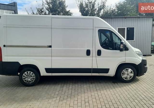 Белый Ситроен Jumper, объемом двигателя 2 л и пробегом 180 тыс. км за 17000 $, фото 4 на Automoto.ua