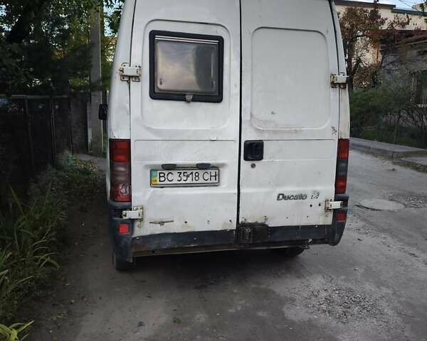 Белый Ситроен Jumper, объемом двигателя 2.45 л и пробегом 566 тыс. км за 1193 $, фото 6 на Automoto.ua