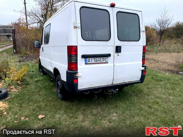 Белый Ситроен Jumper, объемом двигателя 2.4 л и пробегом 555 тыс. км за 2500 $, фото 2 на Automoto.ua