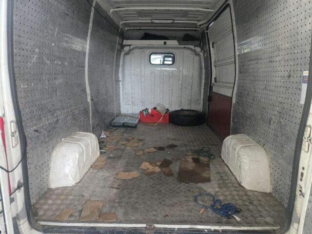 Белый Ситроен Jumper, объемом двигателя 2.8 л и пробегом 420 тыс. км за 4043 $, фото 6 на Automoto.ua