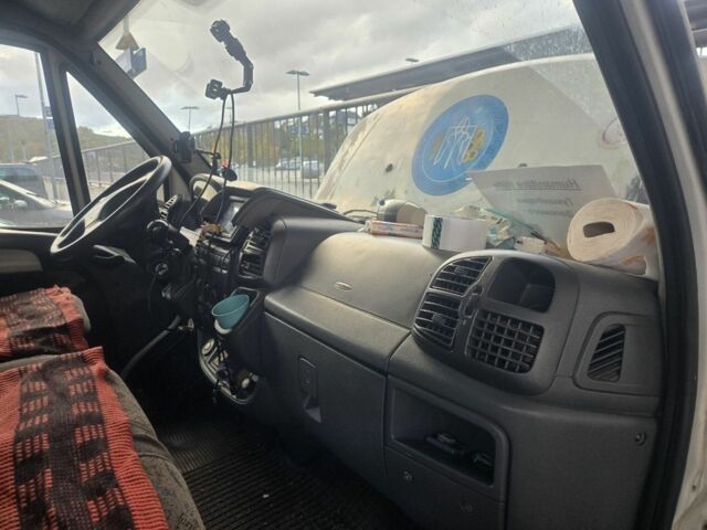 Белый Ситроен Jumper, объемом двигателя 2.8 л и пробегом 420 тыс. км за 4043 $, фото 17 на Automoto.ua