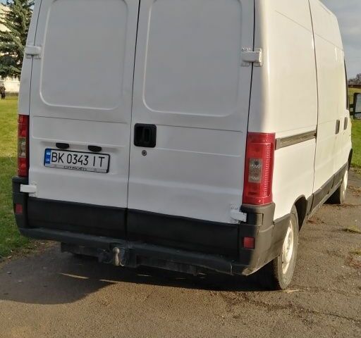 Белый Ситроен Jumper, объемом двигателя 2.2 л и пробегом 25 тыс. км за 3950 $, фото 4 на Automoto.ua