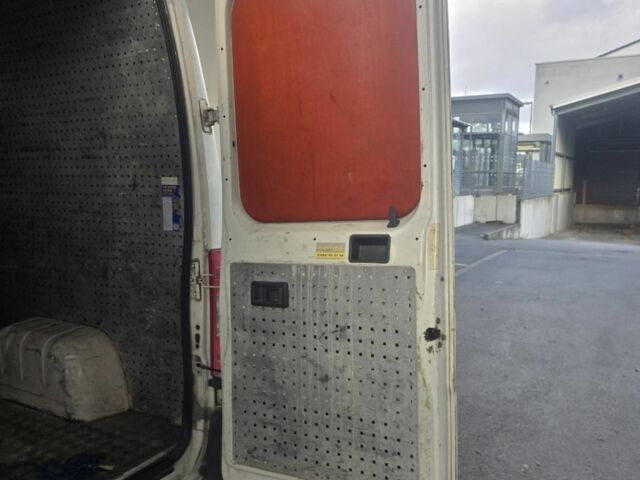 Белый Ситроен Jumper, объемом двигателя 2.8 л и пробегом 420 тыс. км за 4043 $, фото 19 на Automoto.ua