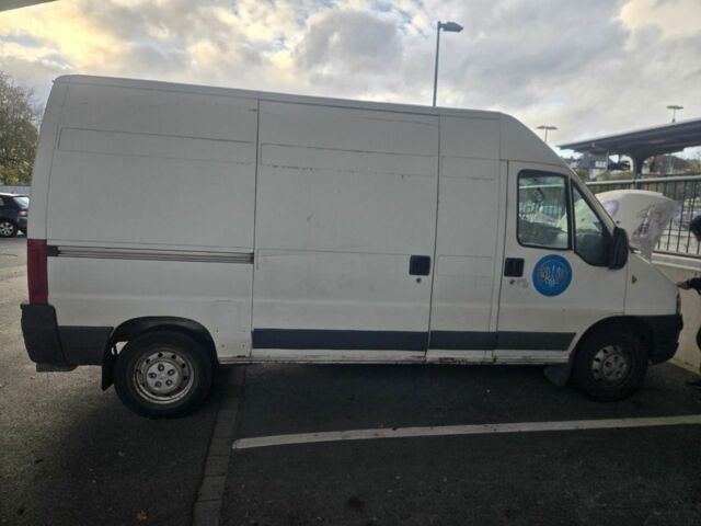 Белый Ситроен Jumper, объемом двигателя 2.8 л и пробегом 420 тыс. км за 4043 $, фото 10 на Automoto.ua