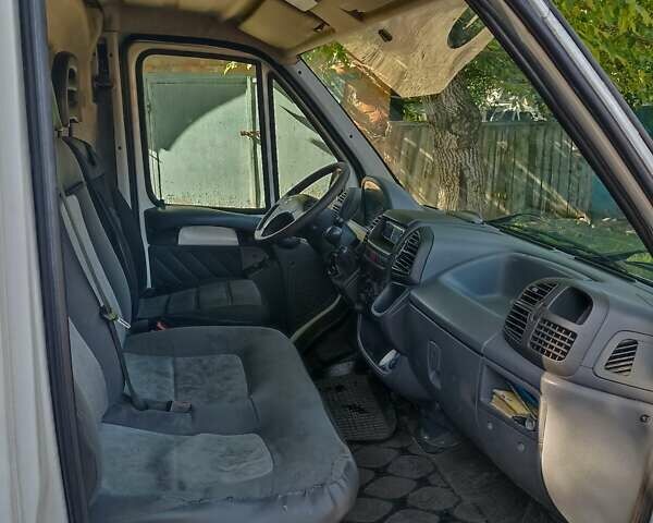 Белый Ситроен Jumper, объемом двигателя 2.2 л и пробегом 451 тыс. км за 2500 $, фото 2 на Automoto.ua