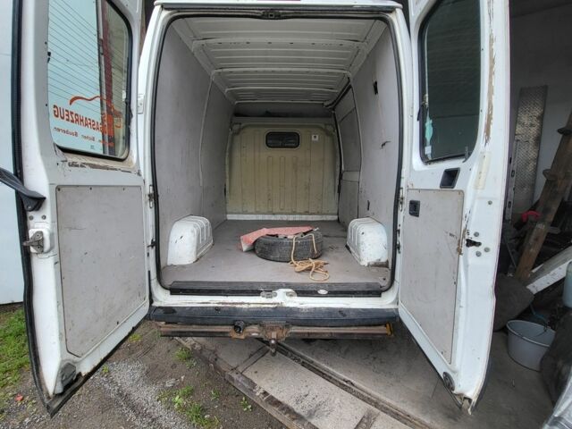 Белый Ситроен Jumper, объемом двигателя 2 л и пробегом 179 тыс. км за 2499 $, фото 3 на Automoto.ua