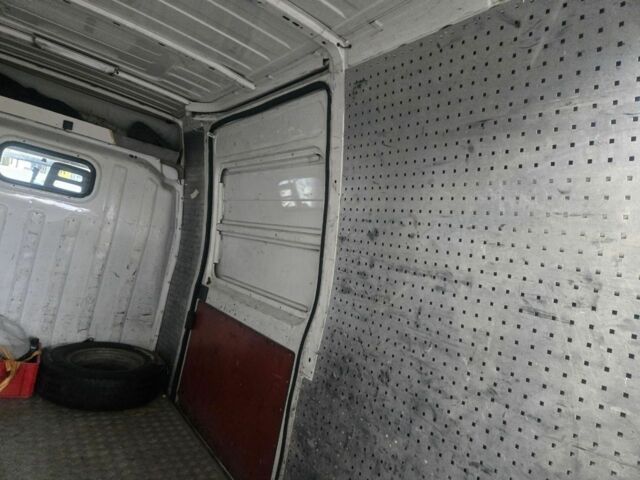 Белый Ситроен Jumper, объемом двигателя 2.8 л и пробегом 420 тыс. км за 4043 $, фото 14 на Automoto.ua