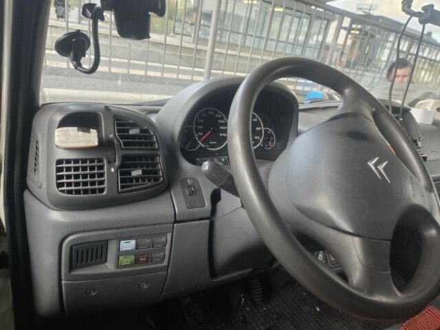 Белый Ситроен Jumper, объемом двигателя 2.8 л и пробегом 420 тыс. км за 4043 $, фото 18 на Automoto.ua