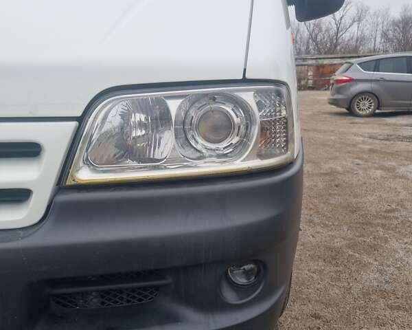 Білий Сітроен Jumper, об'ємом двигуна 2.8 л та пробігом 245 тис. км за 7500 $, фото 2 на Automoto.ua