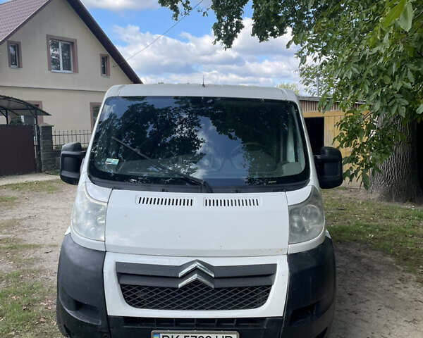 Белый Ситроен Jumper, объемом двигателя 2.2 л и пробегом 450 тыс. км за 4800 $, фото 1 на Automoto.ua