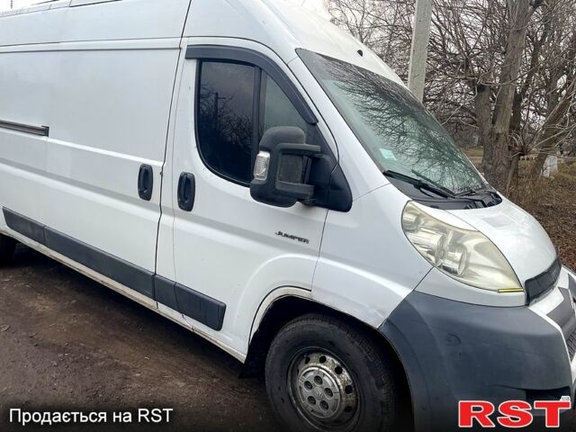 Белый Ситроен Jumper, объемом двигателя 2.2 л и пробегом 230 тыс. км за 7500 $, фото 1 на Automoto.ua
