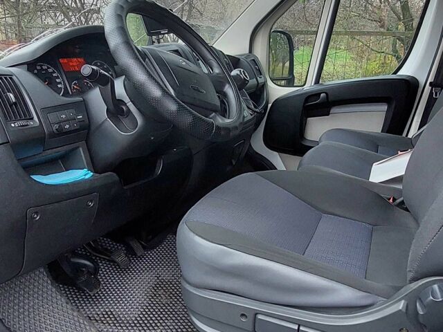 Белый Ситроен Jumper, объемом двигателя 2.2 л и пробегом 384 тыс. км за 8281 $, фото 6 на Automoto.ua