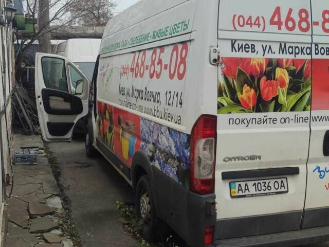 Белый Ситроен Jumper, объемом двигателя 2.2 л и пробегом 300 тыс. км за 5500 $, фото 3 на Automoto.ua