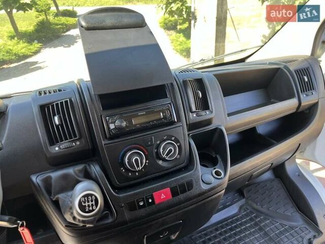 Білий Сітроен Jumper, об'ємом двигуна 2.2 л та пробігом 444 тис. км за 11000 $, фото 18 на Automoto.ua