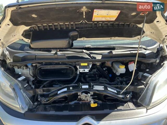 Білий Сітроен Jumper, об'ємом двигуна 2.2 л та пробігом 444 тис. км за 11000 $, фото 31 на Automoto.ua