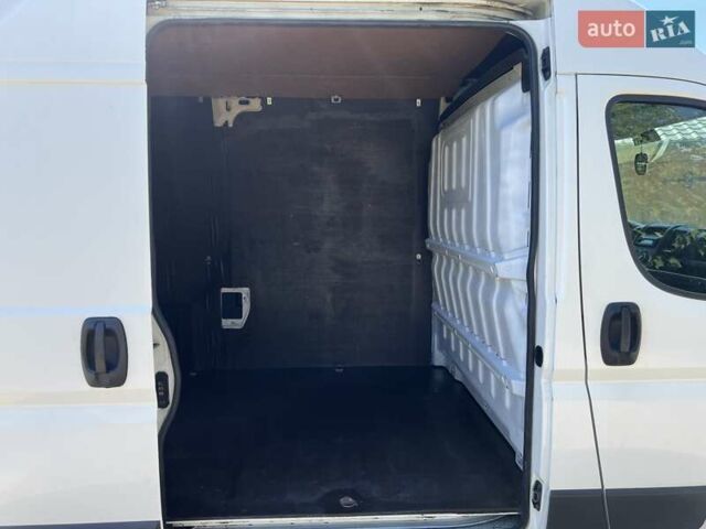 Білий Сітроен Jumper, об'ємом двигуна 2.2 л та пробігом 444 тис. км за 11000 $, фото 10 на Automoto.ua
