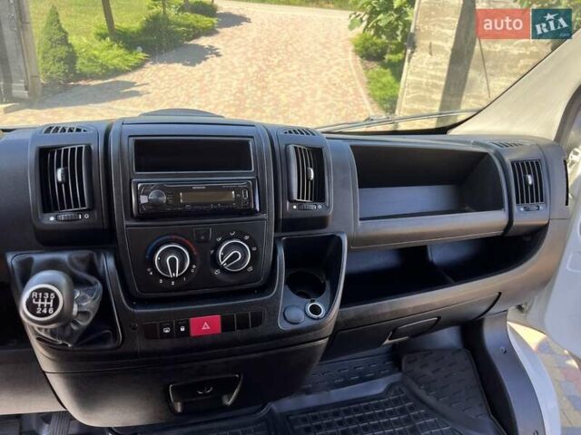 Білий Сітроен Jumper, об'ємом двигуна 2.2 л та пробігом 444 тис. км за 11000 $, фото 17 на Automoto.ua