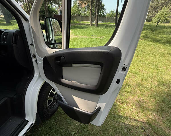 Белый Ситроен Jumper, объемом двигателя 3 л и пробегом 452 тыс. км за 18200 $, фото 23 на Automoto.ua