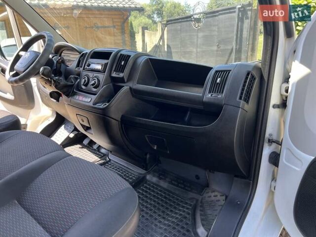 Білий Сітроен Jumper, об'ємом двигуна 2.2 л та пробігом 444 тис. км за 11000 $, фото 19 на Automoto.ua