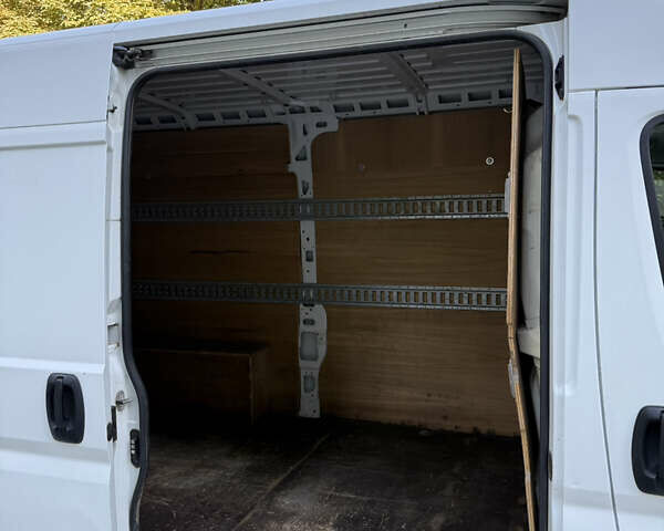 Белый Ситроен Jumper, объемом двигателя 2 л и пробегом 254 тыс. км за 11800 $, фото 8 на Automoto.ua