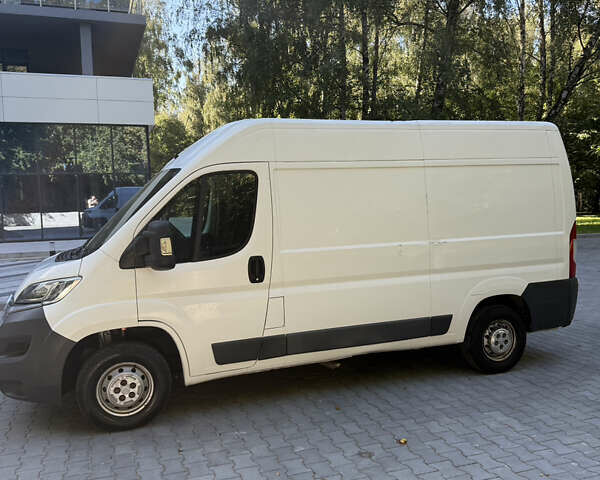 Белый Ситроен Jumper, объемом двигателя 2 л и пробегом 254 тыс. км за 11800 $, фото 3 на Automoto.ua