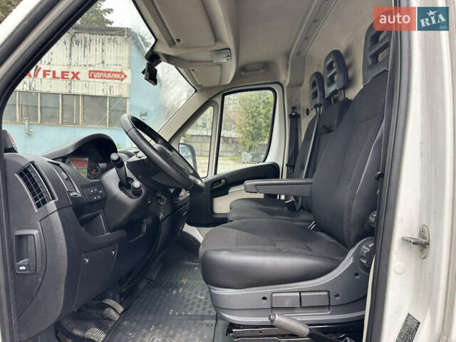 Белый Ситроен Jumper, объемом двигателя 2.2 л и пробегом 192 тыс. км за 12790 $, фото 17 на Automoto.ua