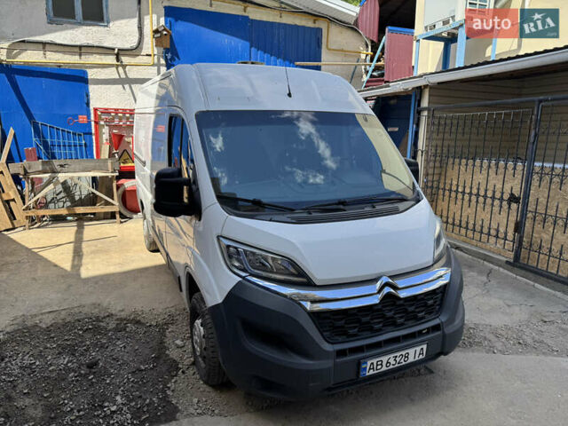 Белый Ситроен Jumper, объемом двигателя 2.2 л и пробегом 288 тыс. км за 13700 $, фото 4 на Automoto.ua
