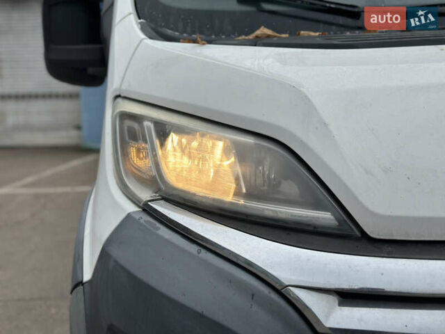 Белый Ситроен Jumper, объемом двигателя 2.2 л и пробегом 192 тыс. км за 12790 $, фото 14 на Automoto.ua
