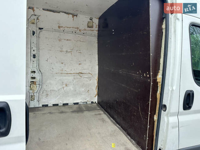 Білий Сітроен Jumper, об'ємом двигуна 2.2 л та пробігом 235 тис. км за 13000 $, фото 25 на Automoto.ua