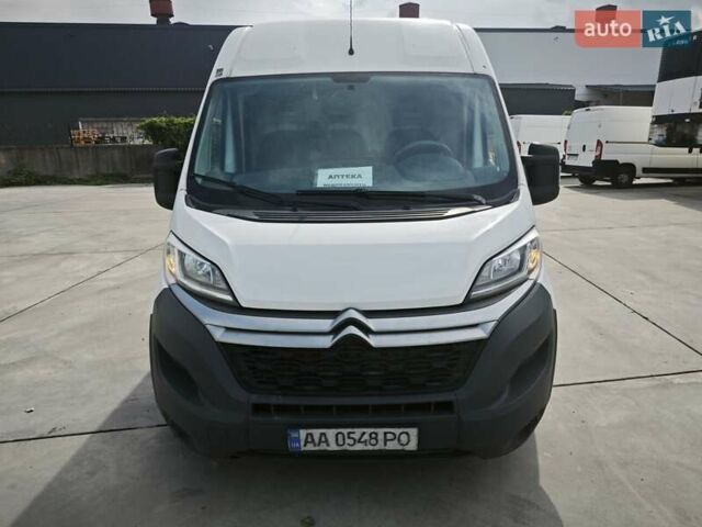 Белый Ситроен Jumper, объемом двигателя 2.2 л и пробегом 467 тыс. км за 11000 $, фото 1 на Automoto.ua
