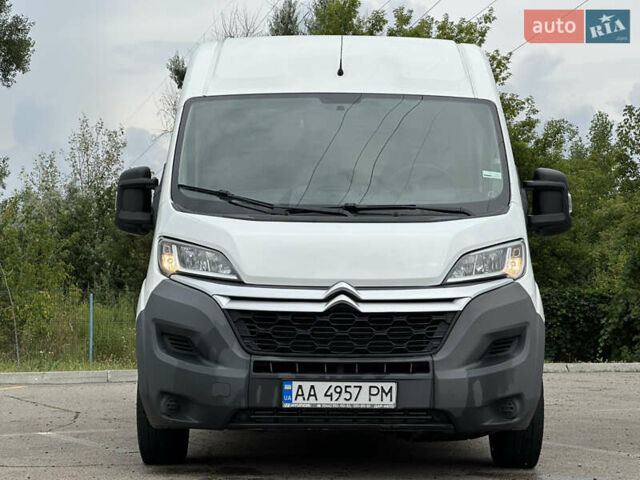 Белый Ситроен Jumper, объемом двигателя 2.2 л и пробегом 185 тыс. км за 14000 $, фото 4 на Automoto.ua