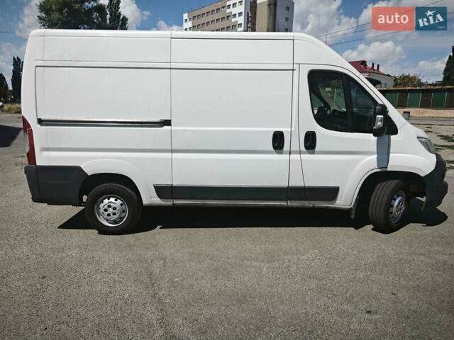 Білий Сітроен Jumper, об'ємом двигуна 2.2 л та пробігом 235 тис. км за 12500 $, фото 4 на Automoto.ua