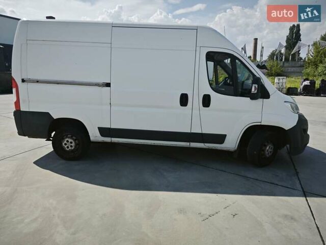 Белый Ситроен Jumper, объемом двигателя 2.2 л и пробегом 283 тыс. км за 12500 $, фото 7 на Automoto.ua