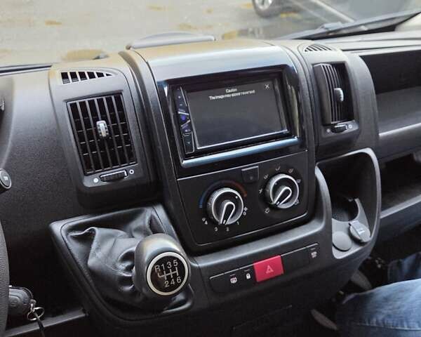 Белый Ситроен Jumper, объемом двигателя 2.2 л и пробегом 96 тыс. км за 18000 $, фото 5 на Automoto.ua