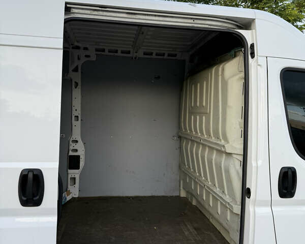 Белый Ситроен Jumper, объемом двигателя 2 л и пробегом 290 тыс. км за 14700 $, фото 19 на Automoto.ua