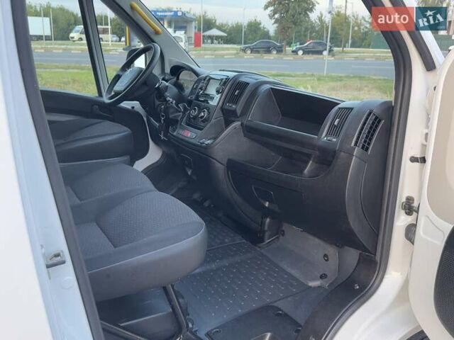 Белый Ситроен Jumper, объемом двигателя 2.2 л и пробегом 200 тыс. км за 16300 $, фото 11 на Automoto.ua