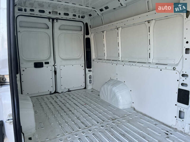 Білий Сітроен Jumper, об'ємом двигуна 2.2 л та пробігом 147 тис. км за 18950 $, фото 33 на Automoto.ua